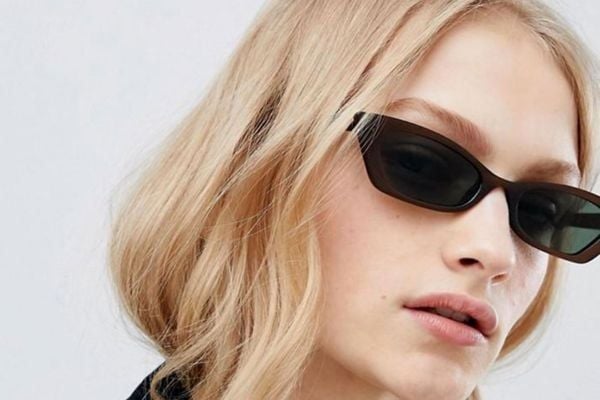 mắt kính đi biển