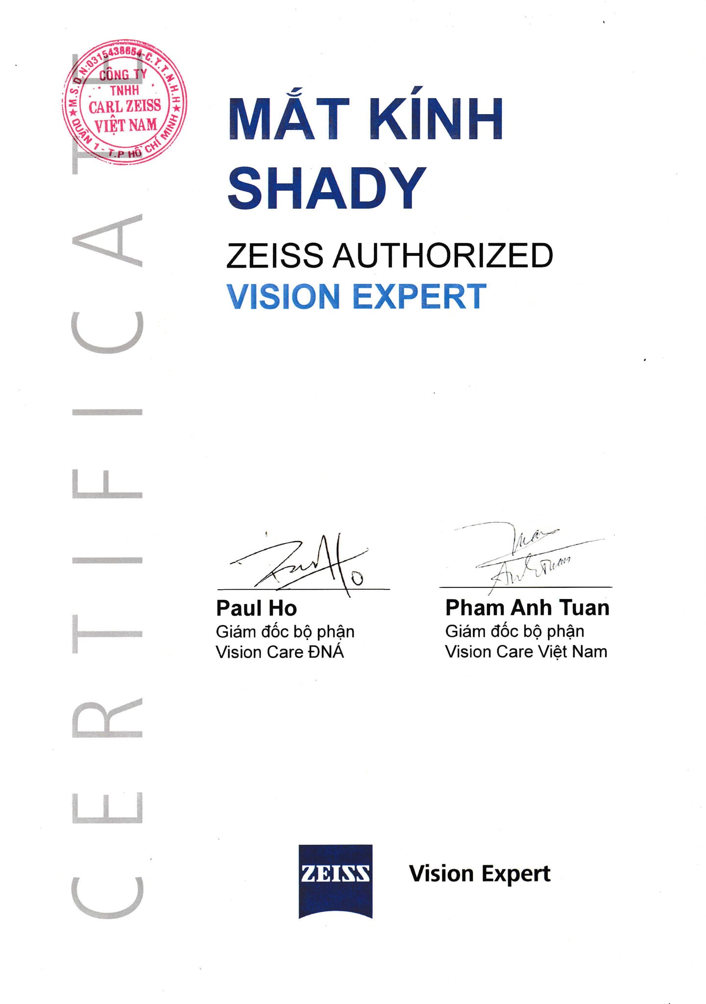 So sánh tròng kính Zeiss và Essilor? Nên mua loại nào tốt hơn?