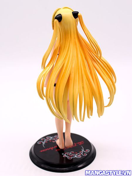 Golden Darkness Swimsuit Ver 1/7 Complete Figure To Love Ru Darkness