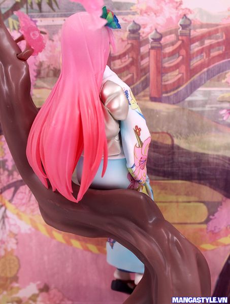 Megurine Luka Hanairogoromo 1/8 Scale Figure Vocaloid