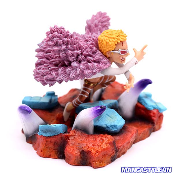 Monkey D Luffy Gear 4 VS Doflamingo Showdown Figure One Piece
