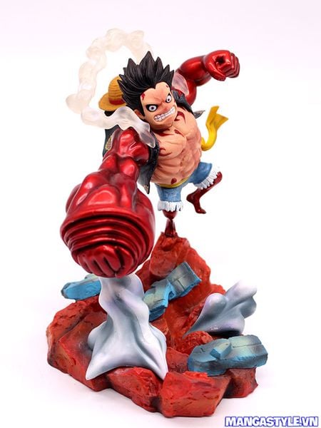 Monkey D Luffy Gear 4 VS Doflamingo Showdown Figure One Piece