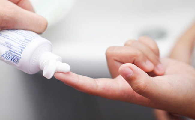 Cách Chữa Nhiệt Miệng Bằng Kem Đánh Răng Có Thực Sự Hiệu Quả?