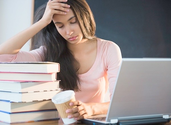 Cơ Thể Mệt Mỏi, Chân Tay Bủn Rủn Có Phải Suy Nhược Cơ Thể?