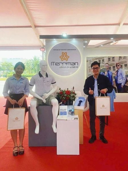 merriman tham gia trien lam ki niem 50 nam giai phong thanh pho da nang
