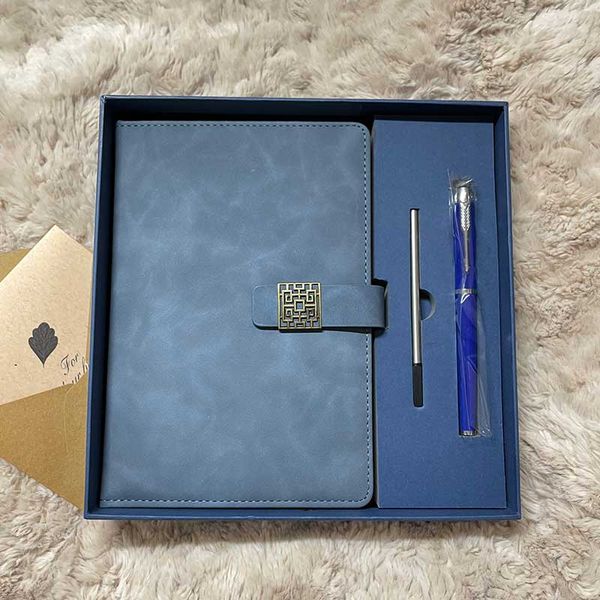 Gợi ý những mẫu quà tặng thành lập Đảng đặc biệt ý nghĩa