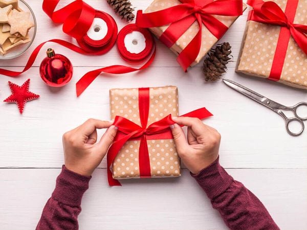 Ý nghĩa ngày 8/3 và gợi ý những món quà khiến “nửa kia” hạnh phúc