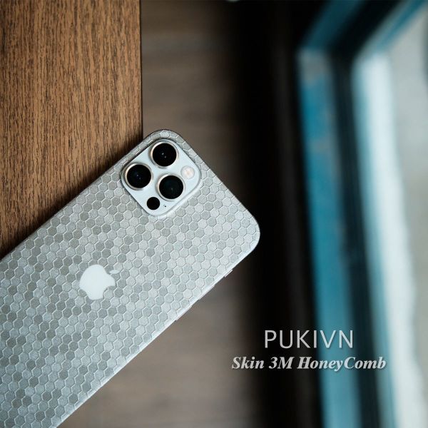 Skin iPhone Silver Gray Honeycomb