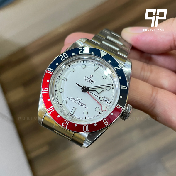 Hình ảnh sản phẩm Luxury Watch đã được dán PPF tại Pukivn