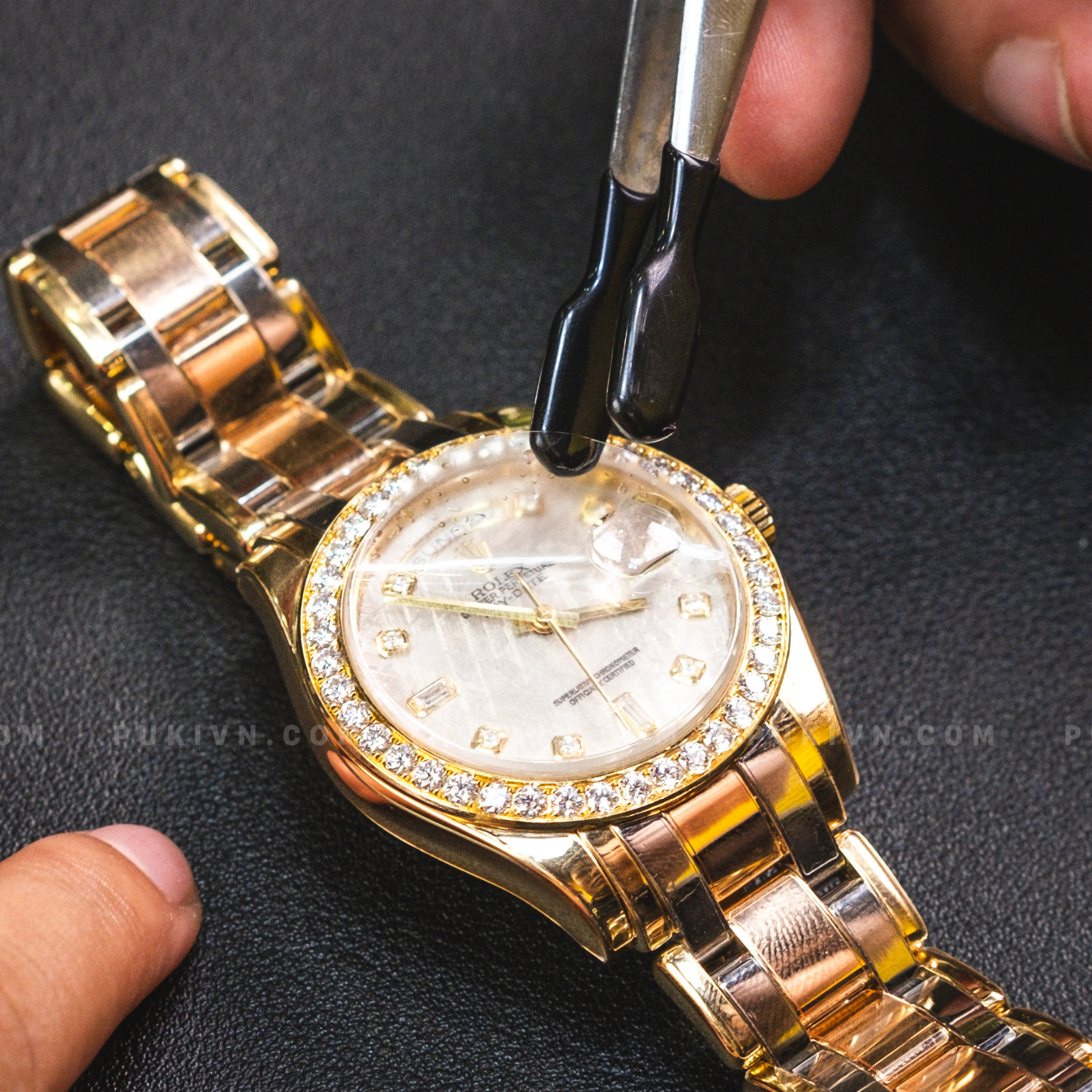 dán đồng hồ hiệu