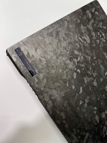 skin laptop Black Carbon Forged