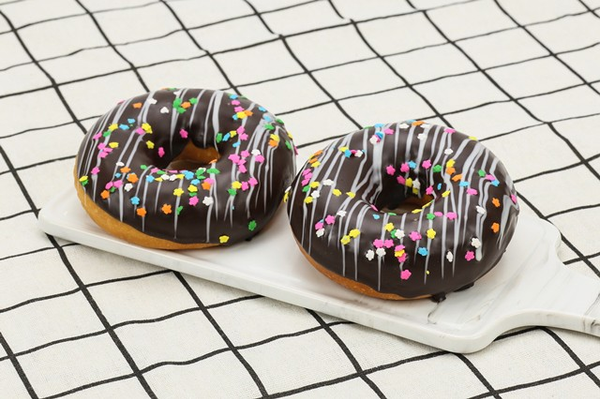 Donut chỉ từ 8k tại Nguyễn Sơn Bakery