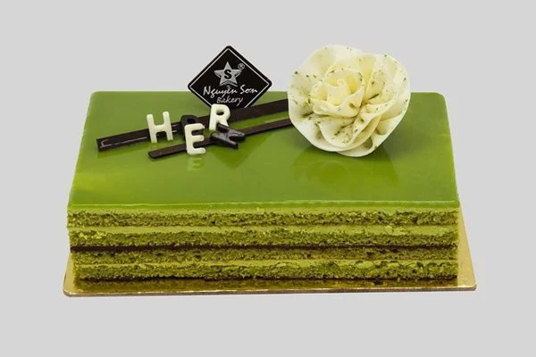 ĐỦ VỊ BÁNH TỪ TRÀ XANH THƠM NGON TẠI NGUYỄN SƠN BAKERY