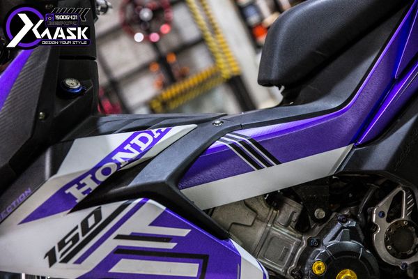 tem winner 150 chrome xuoc tim dainese