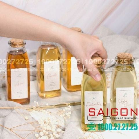 Top Mẫu Chai Lọ Thủy Tinh Giá Rẻ TPHCM Đẹp Nhất 2025