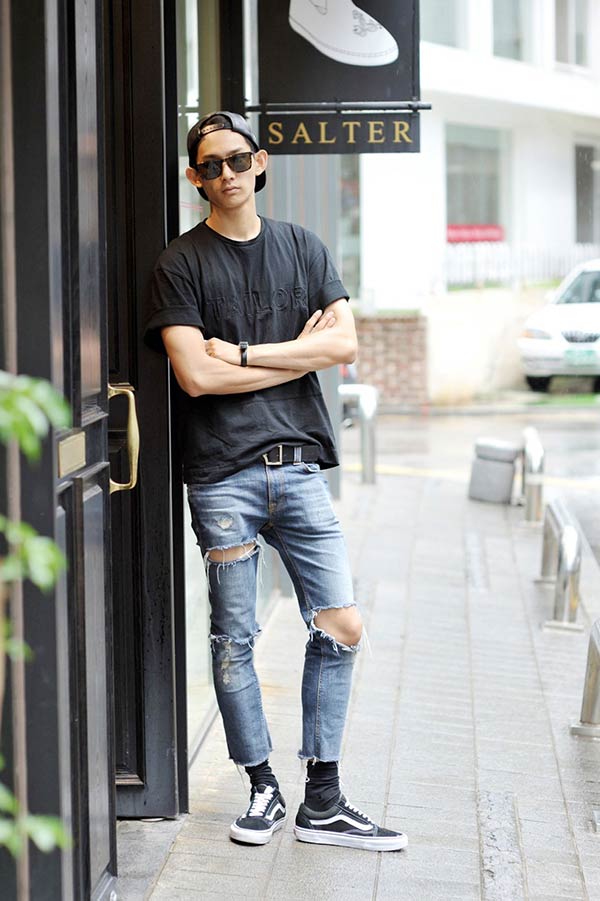 4 cách phối đồ cùng quần jeans chất lừ nam tính 3