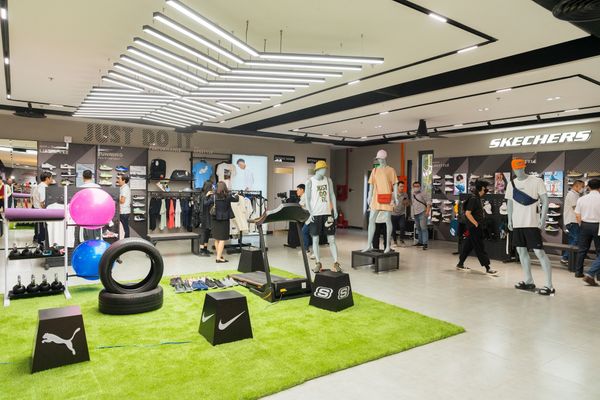 Viettien Mall tầng 2 Puma Skechers