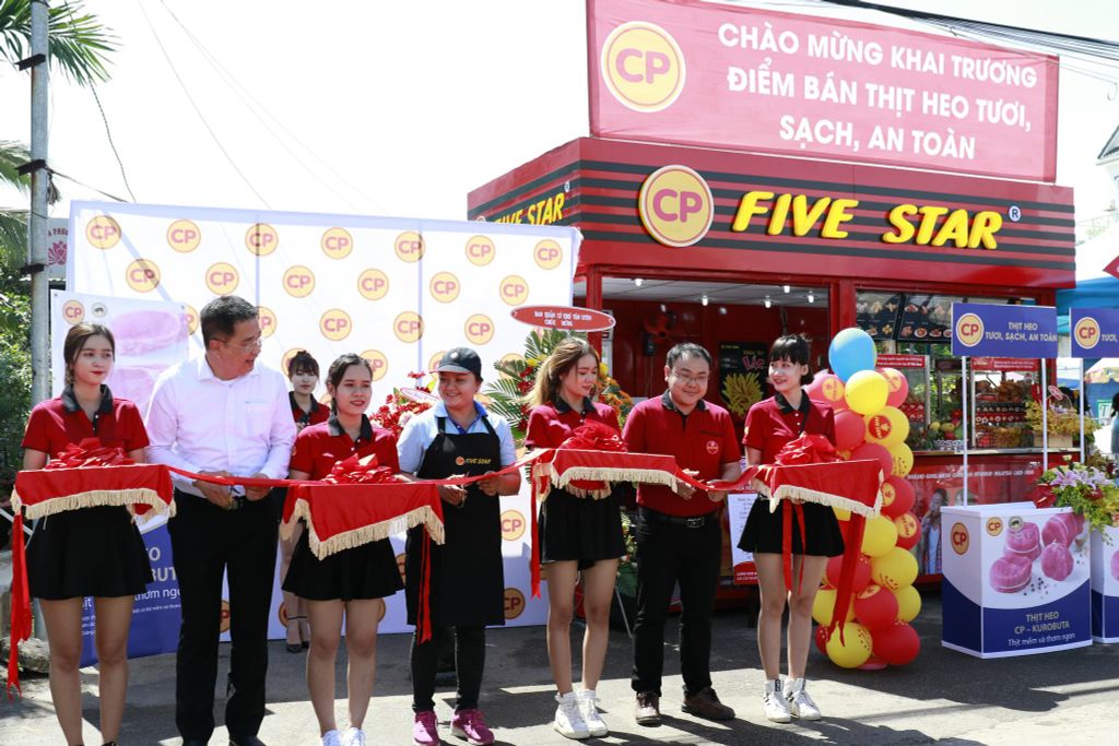 C.P Việt Nam khai trương mô hình Double Kiosk Five Star