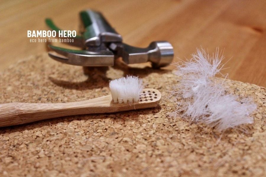 Quy Trình Sản Xuất Bàn Chải Đánh Răng Bằng Tre