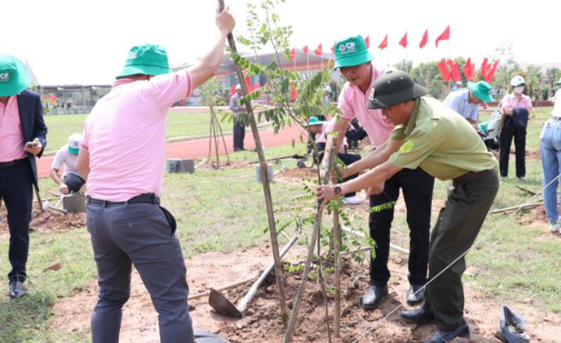 C.P. Việt Nam mở rộng dự án trồng 1,5 triệu cây xanh