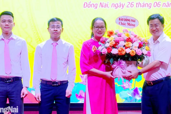 Thành lập Chi bộ Đảng Công ty Cổ phần Chăn nuôi CP Việt Nam