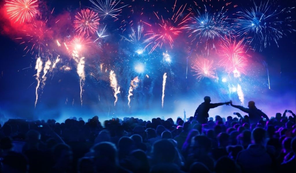Tết Dương lịch 2024 đi đâu, ăn gì?