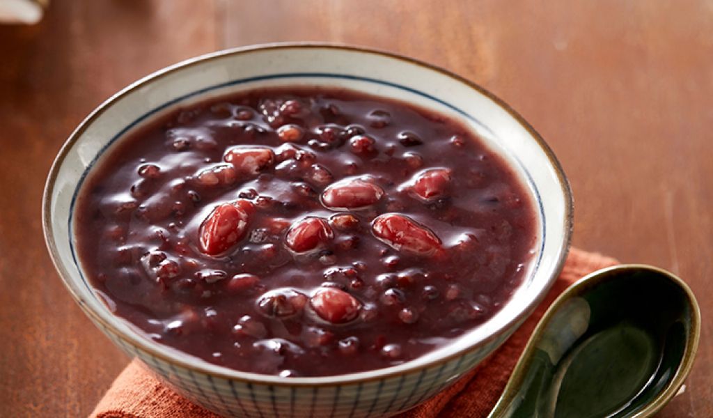 Những món ăn được cho là mang lại may mắn cho các sĩ tử khi đi thi