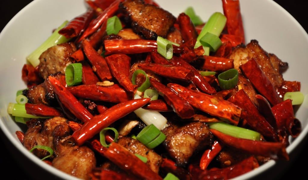 Tổng hợp 10 món cay hấp dãn nhất thế giới