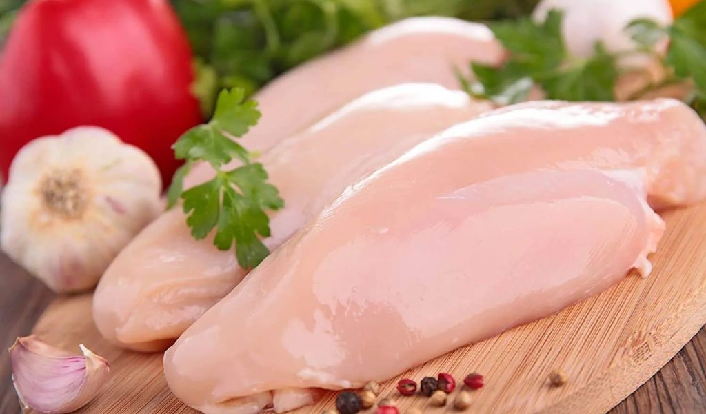 Lý do thịt ức gà được người tập thể thao ưa chuộng để bổ sung dinh dưỡng