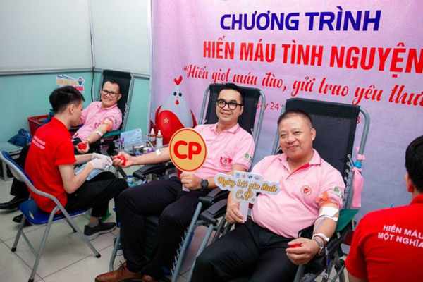 12 năm đồng hành cùng “Hành trình Đỏ” thực hiện sứ mệnh “Kết nối dòng máu Việt”