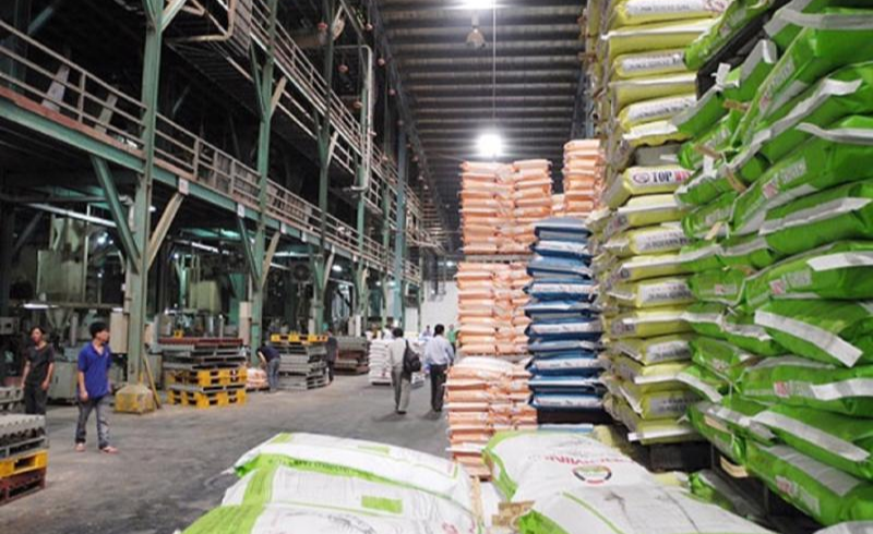 Nhập khẩu nguyên liệu và thức ăn chăn nuôi tiếp tục tăng trong năm 2023