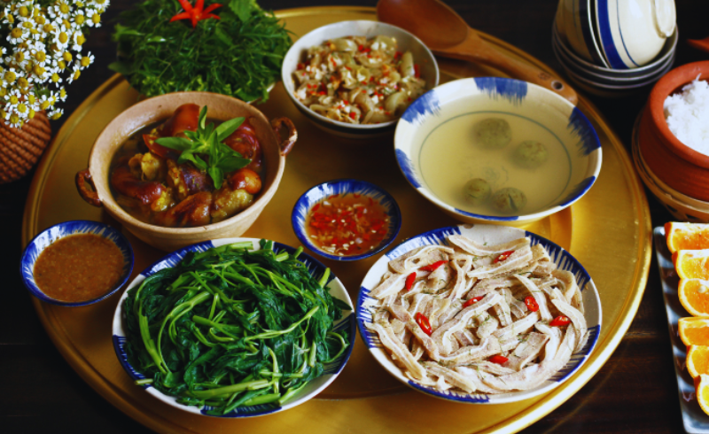 Thưởng thức mâm cơm ngày hè xưa Bắc Bộ