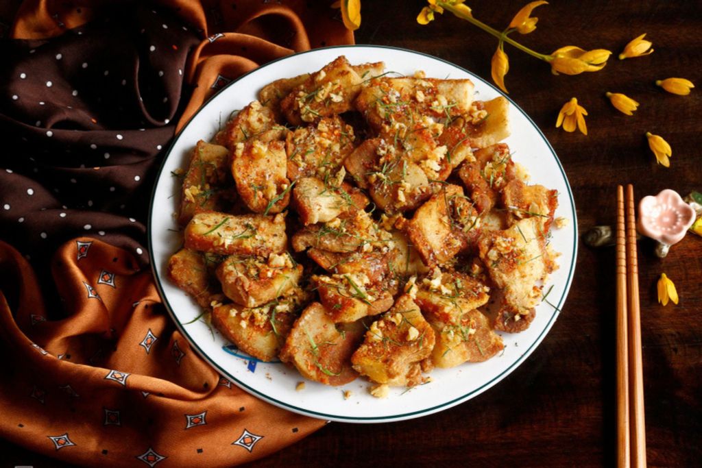 Cách làm tóp mỡ xóc mắm tỏi ớt