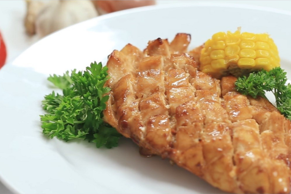 Giá trị dinh dưỡng của ức gà?