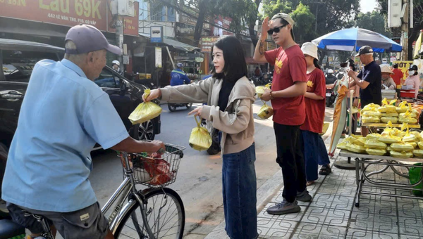 Bếp Cơm Yêu Thương Dipkar