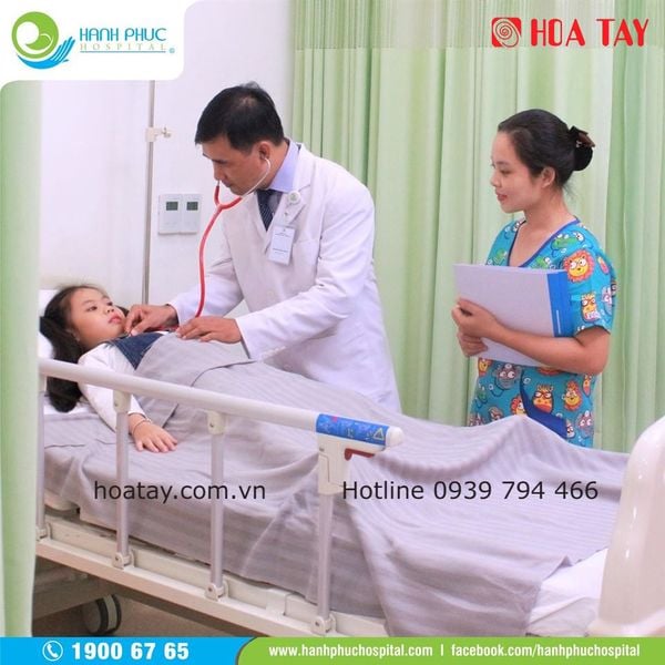 Đồng Phục Y Tế Bệnh Viện Hạnh Phúc - Công Ty Đồng Phục Hoa Tay
