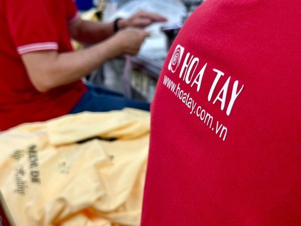 Công Ty Đồng Phục Hoa Tay