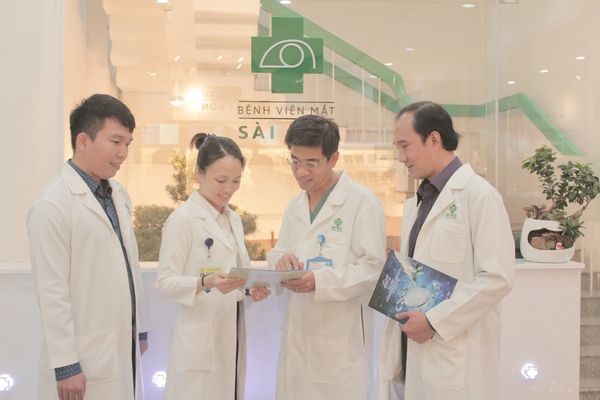 Công Ty Đồng Phục Hoa Tay - Đồng Phục Y Tế - Bệnh Viện Mắt Sài Gòn