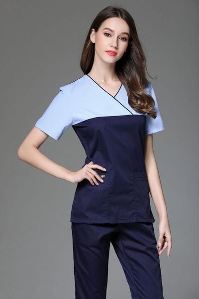 10 Mẫu Đồng Phục Điều Dưỡng Hiện Đại năm 2025