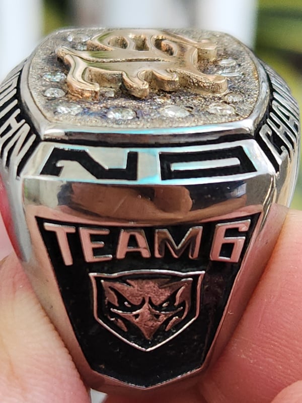 nhẫn mỹ xưa national champions logo vàng 10k xoàn thiên nhiên