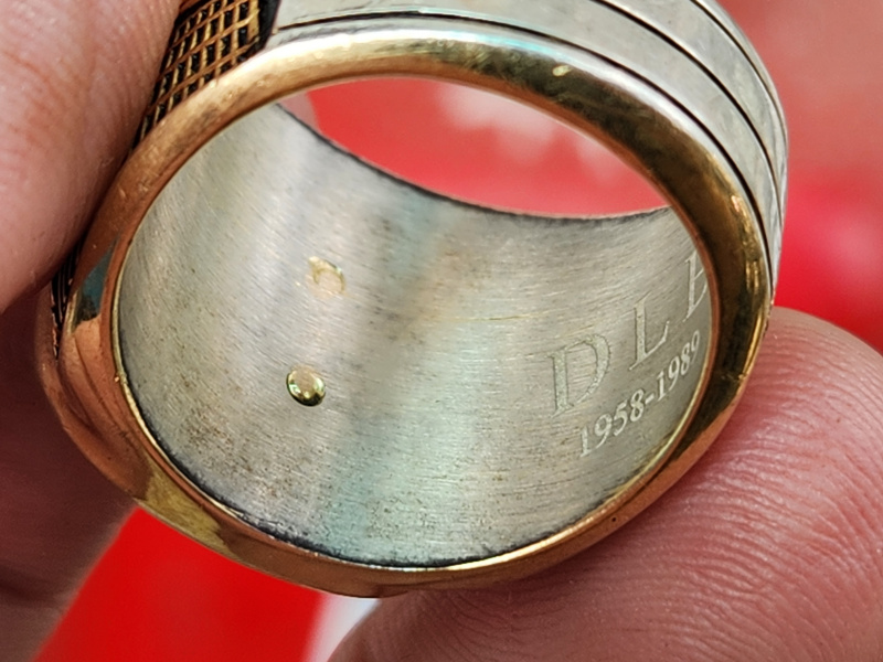 nhẫn mỹ bạc xưa mặt men logo vàng 10k