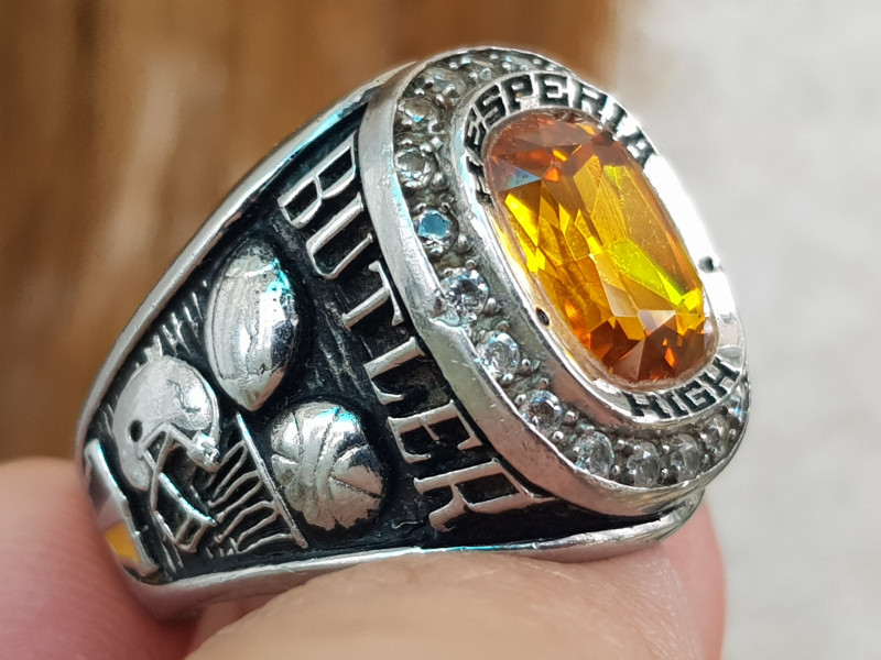 nhẫn mỹ xưa hợp kim hột đá vàng hổ phách