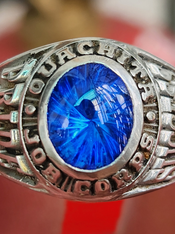 nhẫn mỹ xưa hột xanh biển tia màu Sapphire