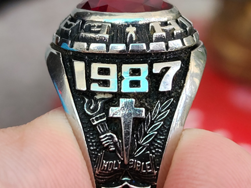 nhẫn mỹ xưa hợp kim năm 1987