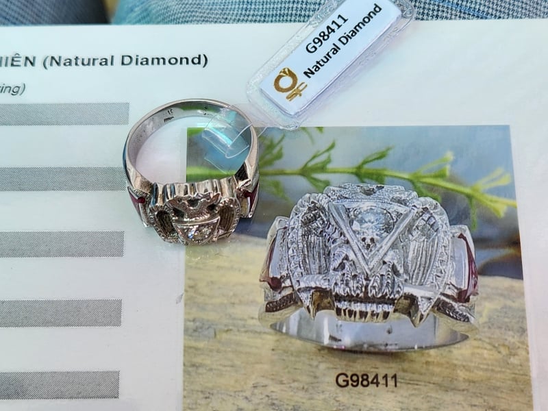 nhẫn mỹ xưa masonic 10k white gold 3ly9 diamond