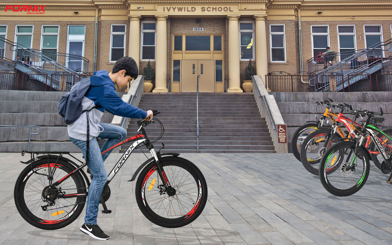 đạp xe đến trường