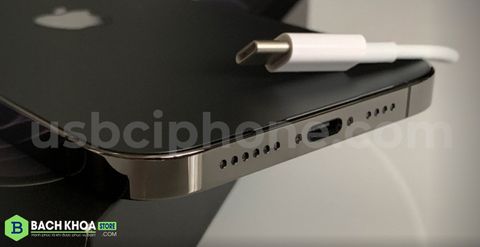 iPhone 12 Pro Max đầu tiên sử dụng cổng USB-C đang bán đấu giá trên eBay