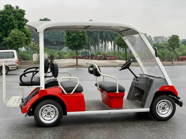 Xe sân golf 4 chỗ - Phương tiện đẳng cấp trên sân golf