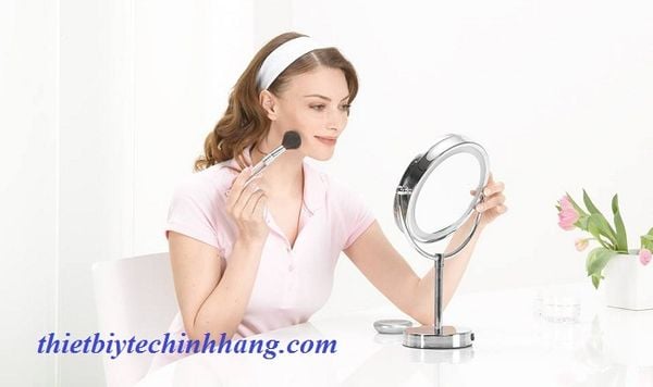 Gương trang điểm 2 mặt kèm đèn led Beurer BS69