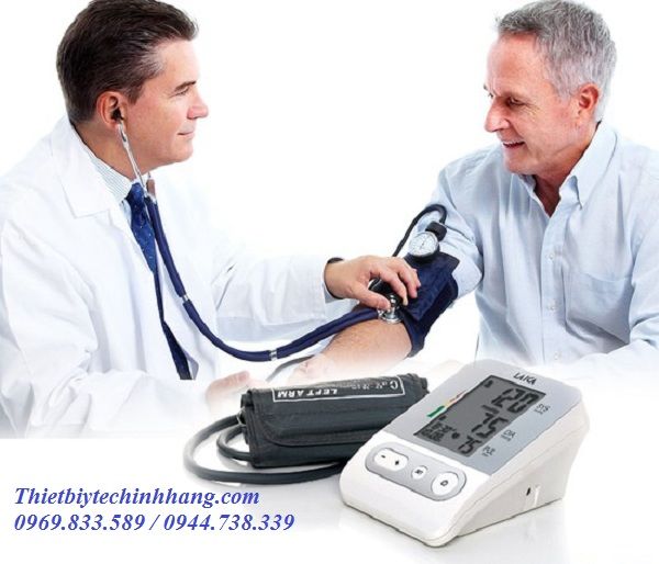 máy đo huyết áp bắp tay Laica BM2301